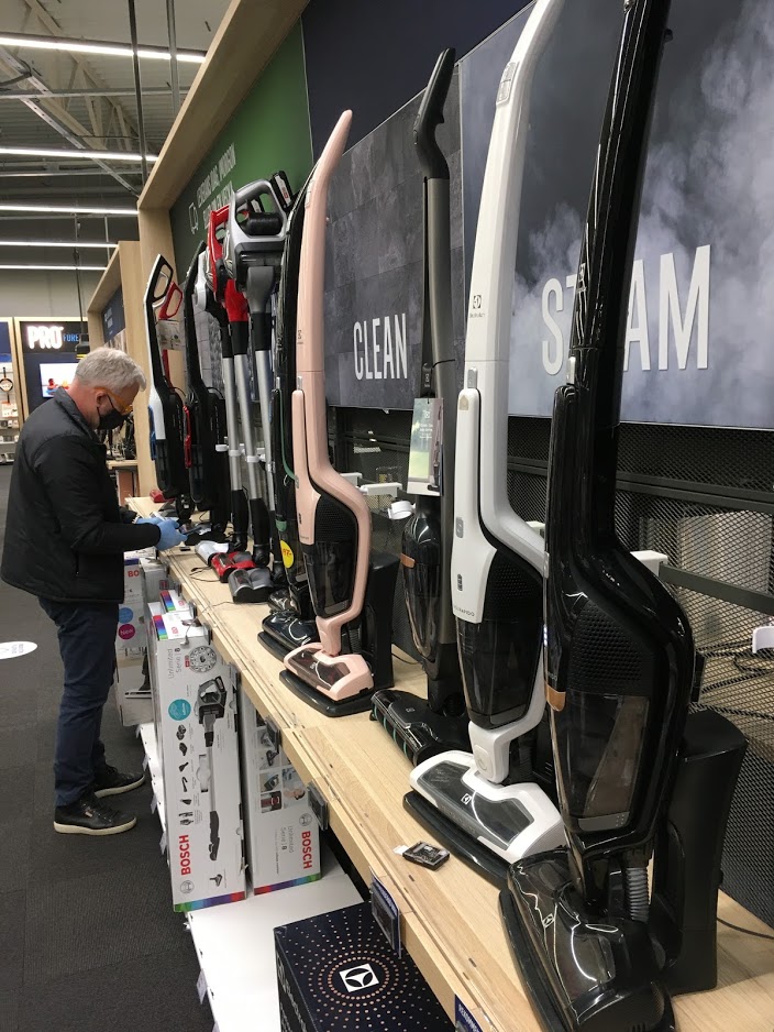 This IoT Network Watches You Shop - Without Cameras